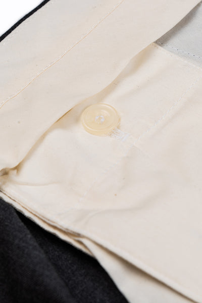 Pantalón franela gris perla