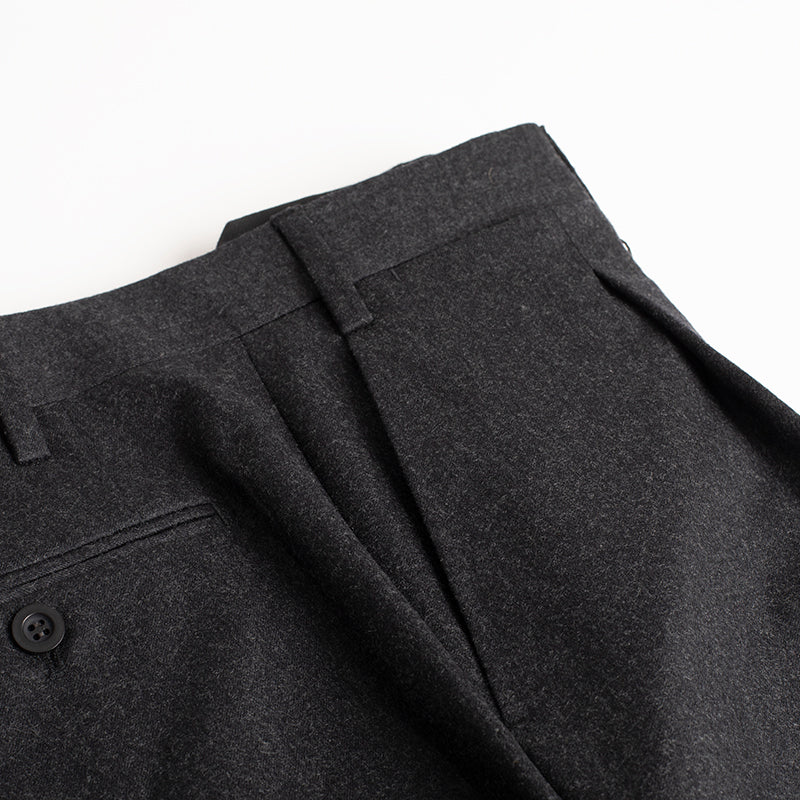 Pantalón franela gris marengo