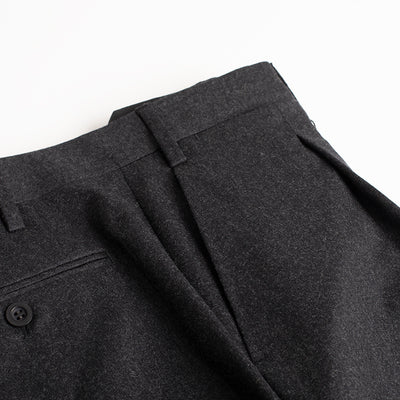 Pantalón franela gris marengo